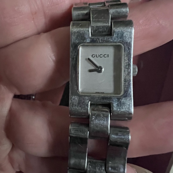 Gucci Steel Watch - Picture 6 of 6